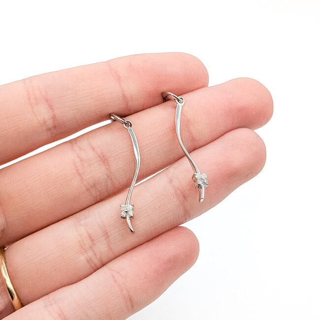 Earrings Dangle 0.1ctw Round Diamonds 18kw 1.25x.1" 1.86g 126020027