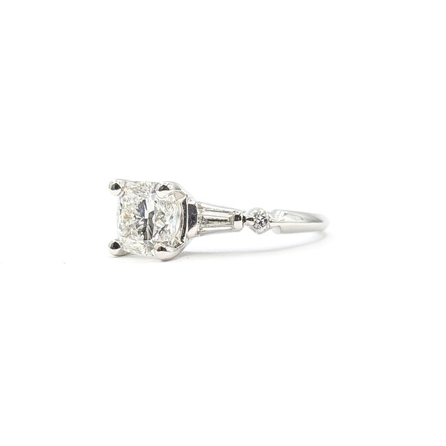 Ring Engagement 1.35ct Cushion Lab Grown Diamond IGI: 722549429 .16ctw Round & Baguette Diamonds Plat 2mm Sz5 3.7g 125100051