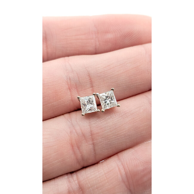 Earrings Stud Screwback 1.50ctw Princess Diamonds 18kw 6x6mm 1.41g 126020042