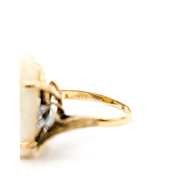 Ring 7-Stone Bypass 0.12ctw Baguette Diamonds 21x13mm Australian Opal 18ky 2.4mm Sz8 6.23g 226020060