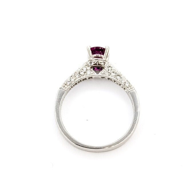 Ring Gallery 0.38ctw Round Diamonds 0.72ct Red Ruby Platinum 2.5mm Sz6.5 5.05g 226020062
