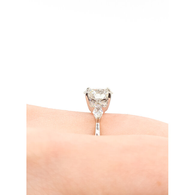 Ring Engagement 7-Across 1.85ct Round Brilliant Lab Grown Diamond IGI: 697520556 .50ctw Diamonds 18kw 1.8mm Sz6 2.7g 125100050