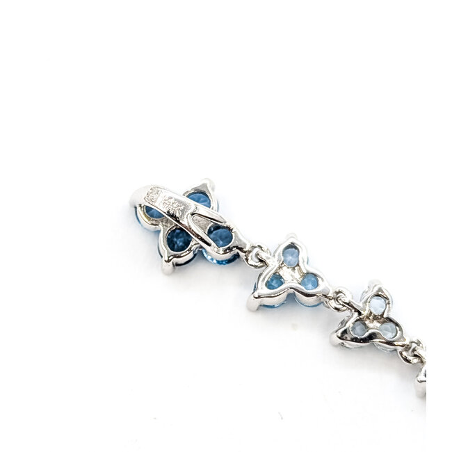 Pendant Dangle .05ctw Round Diamonds 2.5ctw Blue Topaz 14kw 1.55x.3" 1.9g 226020025