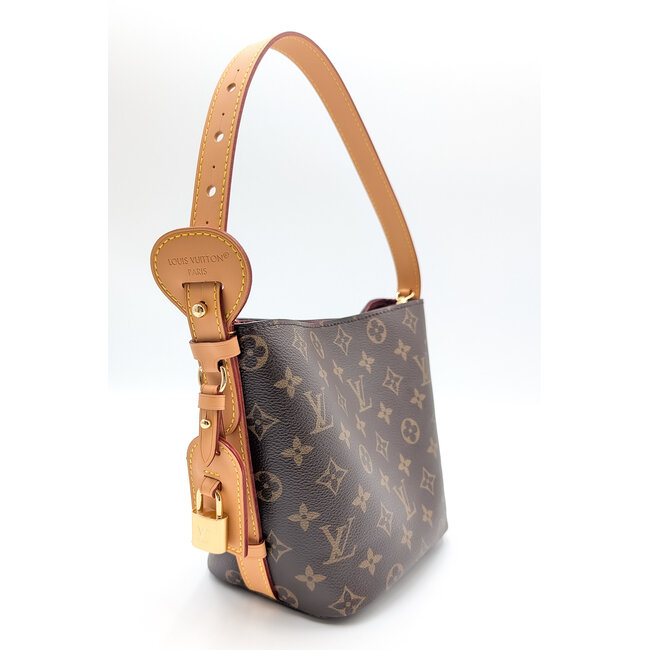 Handbag Louis Vuitton All In BB Monogram M12925 126025019