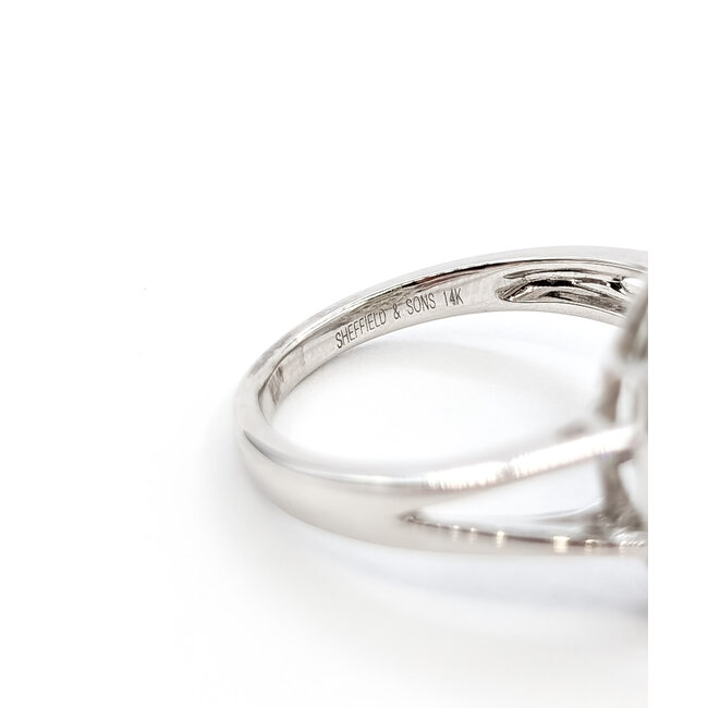 Ring Cocktail 1.21ctw Round & Baguette Diamonds GIA Report: 2225171673 1.19ct Green Alexandrite 14kw 14mm Sz7 4.1g 226030018