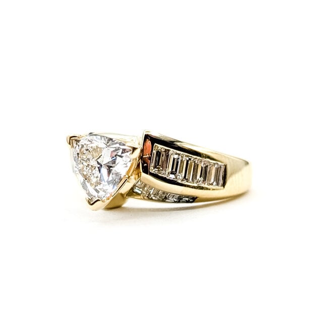 Ring Engagement 1.00ct Trillion Lab Grown Diamond IGI: LG696557233  Channel set .75ctw Baguette Diamonds 14ky sz6.75 124060244