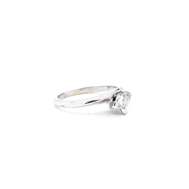 Ring Twist Solitaire .30ct Round Diamond 14kw Sz6 2.8g 126020063