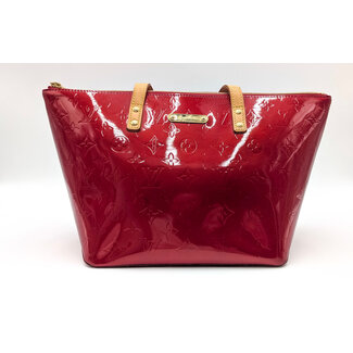 Handbag Louis Vuitton Bellevue Red Vernis 126035011