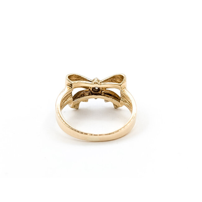 Ring Ribbon .02ctw Round Diamonds 14ky 2.5mm Sz4 2.61g 126030013