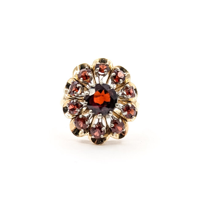 Ring Floral 2.25ctw Red Garnet 10ky 1.6mm Sz5 6.75g 126030043