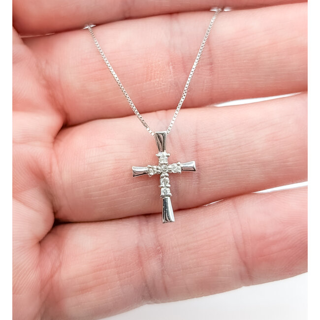 Pendant Cross 0.10ct Round Diamonds 14kw .6x.4" 14-16" 1.97g 126030066