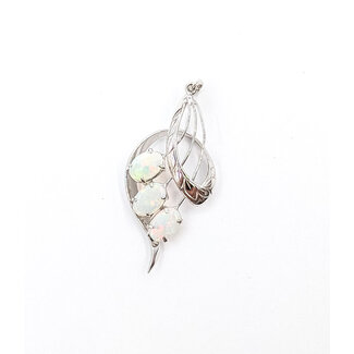 Pendant Asymetrical 1.00ctw Jelly Opal 18kw 1.5x.75" 2.10g 126030002