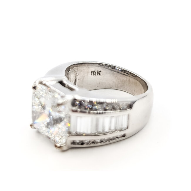 Ring 7.04ct Cushion Lab Grown Diamond IGI Report: 736504385 VS1 E 2.5ctw Diamonds 18kw 10mm Sz7.5 14.15g 126038038