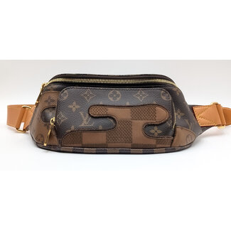 Waist Pouch Louis Vuitton Fashion Show Rush Bumbag M15271 126035063