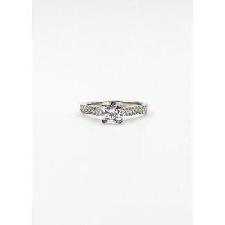 Ring 0.96ct RB Lab Grown Diamond IGI: 677551700 1ctw Lab Grown Diamonds 18kw 2.5mm Sz7 3.58g 125090104