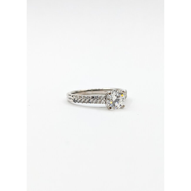 Ring 0.96ct RB Lab Grown Diamond IGI: 677551700 1ctw Lab Grown Diamonds 18kw 2.5mm Sz7 3.58g 125090104