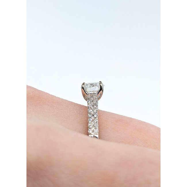 Ring 0.96ct RB Lab Grown Diamond IGI: 677551700 1ctw Lab Grown Diamonds 18kw 2.5mm Sz7 3.58g 125090104