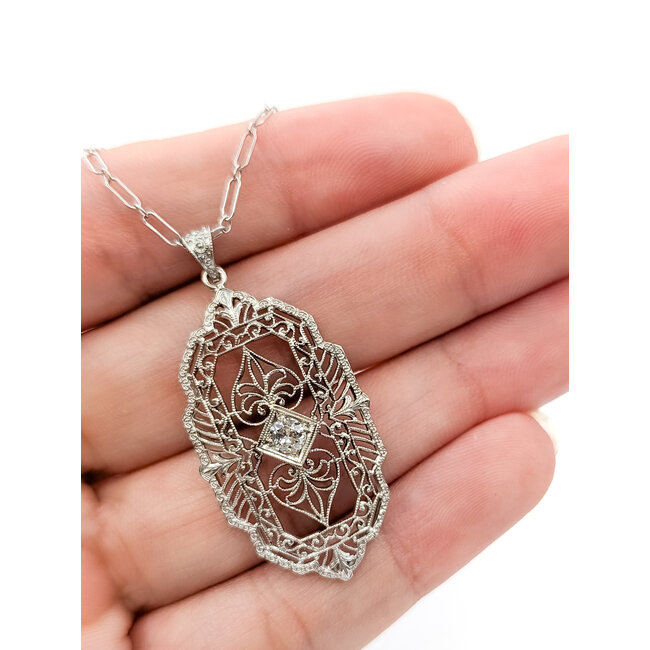 Pendant Filigree W/Chain .12ct Old Euro Diamond 14kw 1.5x.75" 16" 2.93g 226030065