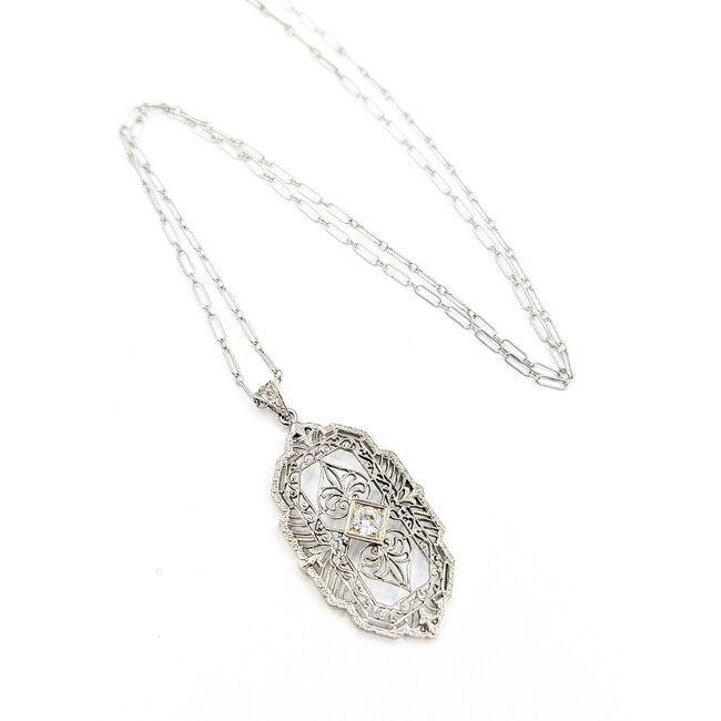 Pendant Filigree W/Chain .12ct Old Euro Diamond 14kw 1.5x.75" 16" 2.93g 226030065
