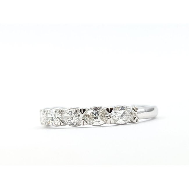 Ring East/West 1.00ctw Oval Lab Grown Diamonds 14kw 2mm Sz7 2.57g 126040094