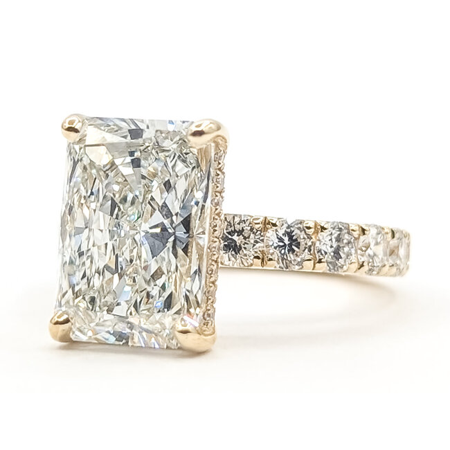 Ring Engagement 6.09ct Radiant Lab Grown Diamond IGI Report: LG717542256 14ky 3.2mm Sz7.5 6.75g 126048003