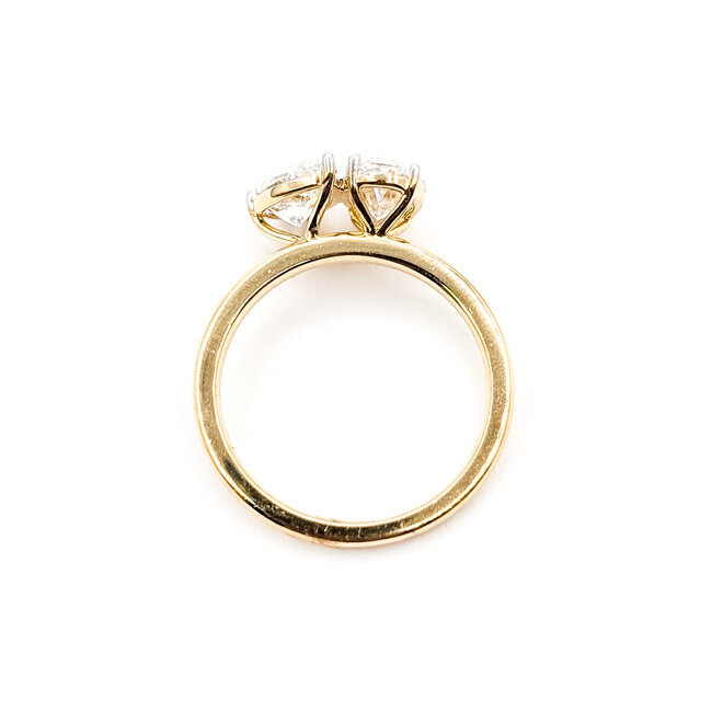 Ring Toi Et Moi 2.00ctw Pear & Oval Lab Grown Diamonds 14ky 1.8mm Sz7 3.1g 126040019