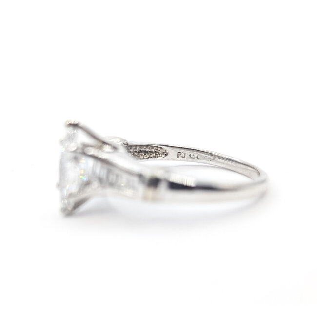 Ring Engagement 1.07ct Marquise Lab Grown Diamond IGI Report: 756570757 VVS2 E 0.25ctw Diamonds 14kw 2mm Sz7 3.8g 126038035