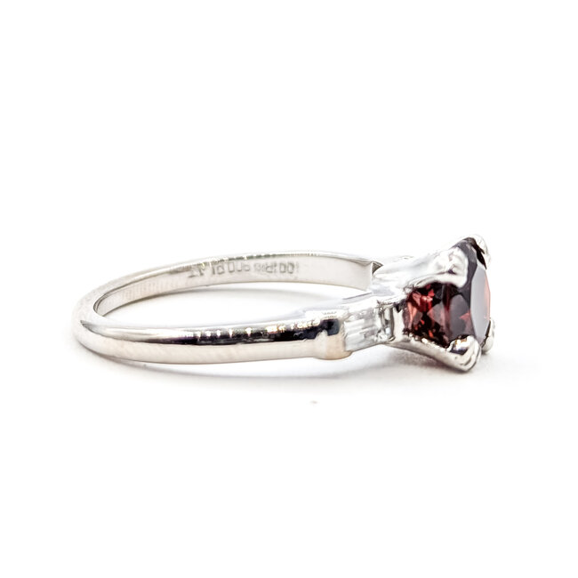 Ring Vintage .20ctw Near Colorless Diamonds 1.68ct Garnet Platinum 2.3mm Sz7.25 5.1g 125120099
