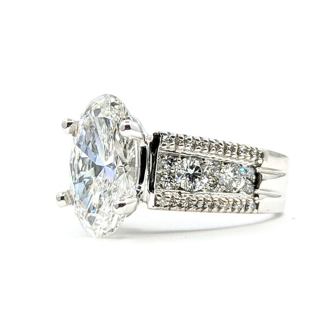 Ring Engagement Cathedral 4.58ct Oval Lab Grown Diamond IGI: 756510142 VS1 E 1.5ctw Diamonds 18kw 6mm Sz6.5 8.8g 126038040