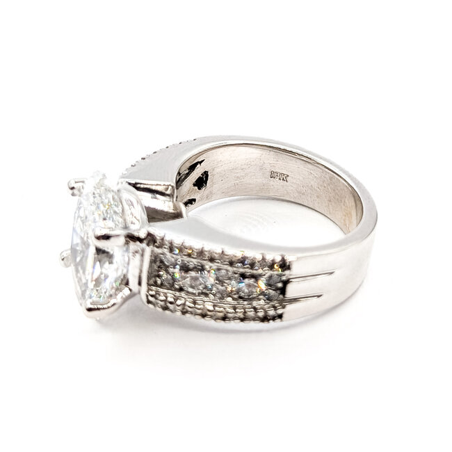 Ring Engagement Cathedral 4.58ct Oval Lab Grown Diamond IGI: 756510142 VS1 E 1.5ctw Diamonds 18kw 6mm Sz6.5 8.8g 126038040