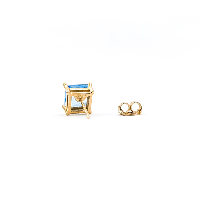 Earrings Stud 2.8ctw Swiss Blue Topaz 14ky 6x6mm 1.85g 226050005