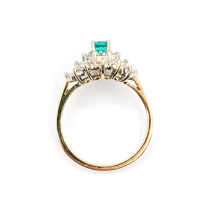 Ring Cluster .50ctw Round Diamonds .20ctw Green Emerald 14ky 1.5mm Sz7 3.01g 126040106