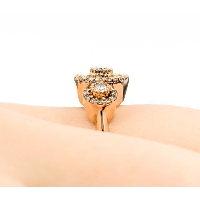 Ring Floral .50ctw Round Diamonds 18kr Sz6 7.0g 126050002