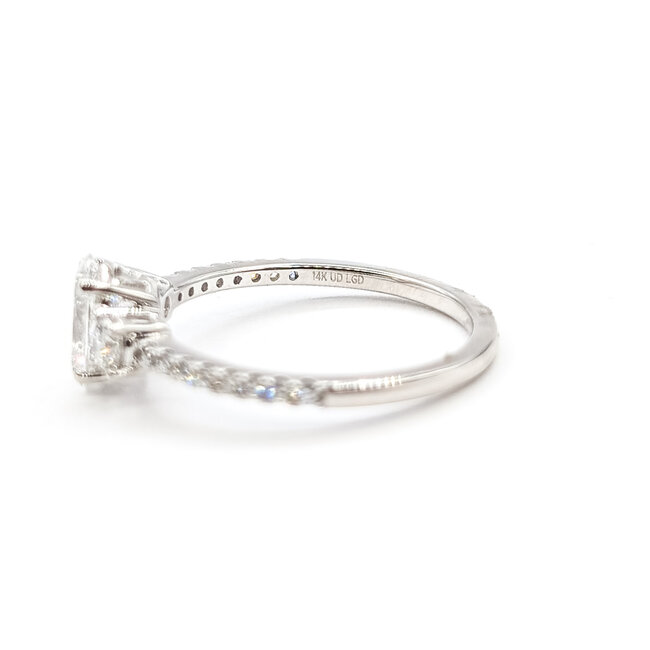 Ring Engagement 3-Stone 1.00ctw Oval Lab Grown Diamond 14kw 1.4mm Sz7 2.06g 126040049