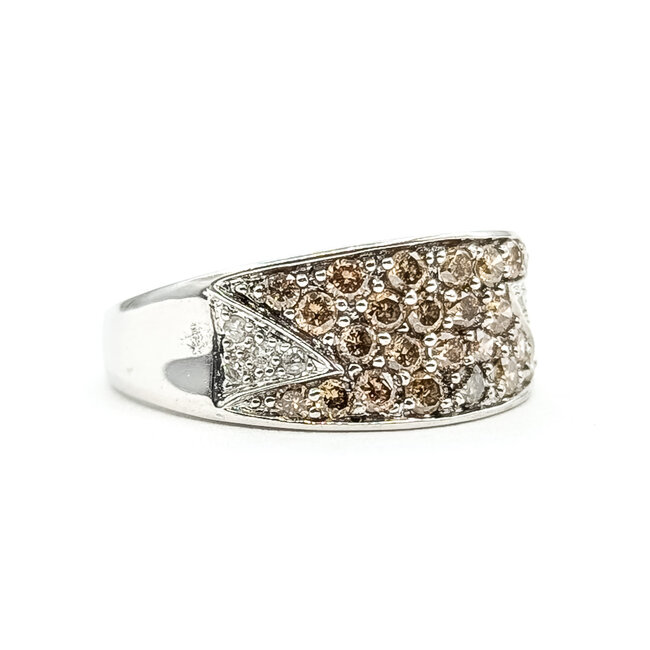 Ring Triangle .50ctw Round Diamonds 14kw 8.5mm Sz7 3.44g 126040112