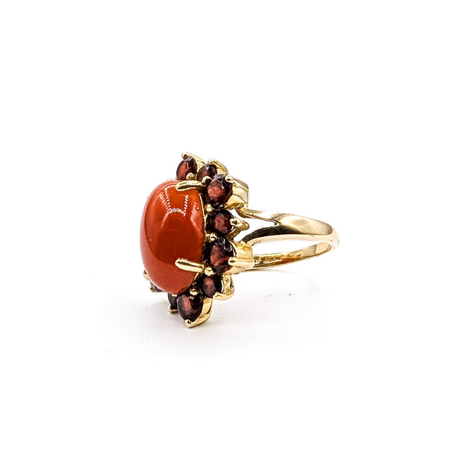 Ring Halo 6ct Red Jade 2.25ctw Red Garnet 14ky 22x17mm Sz7 6.45g 226050017