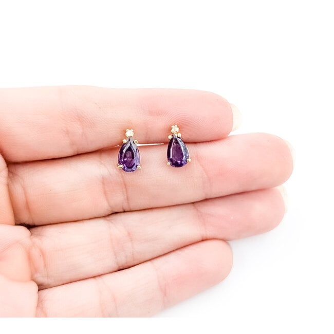 Earrings Stud 2-Stone .01ctw Round Diamonds 1.5ctw Purple Amethyst 14ky 10x6mm 1.48g 126050061