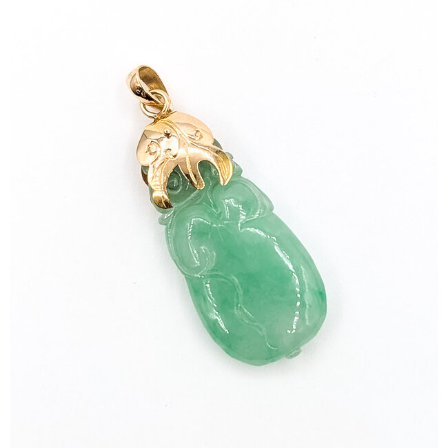 Pendant Carved 30ct Green Jade 18ky 1.75x.75" 8.95g 226050014