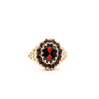 Ring Scroll 2ctw Red Garnet 10ky 13.5mm Sz5.5 2.73g 126050071
