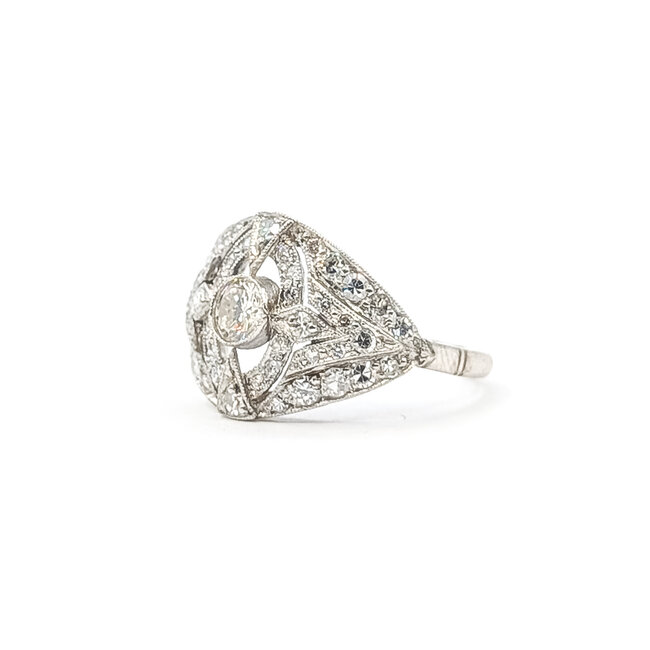 Ring Oval Cocktail 1.30ctw Round Diamonds 900pt 15mm Sz6 5.3g 126060009
