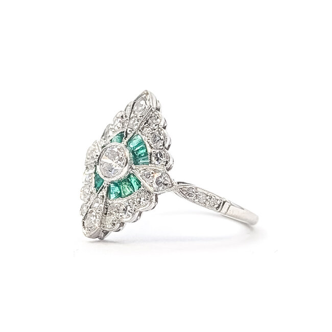 Ring Shield .60ctw Round Diamonds .40ctw Green Emerald 900pt 17mm Sz6.5 3.8g 126060001
