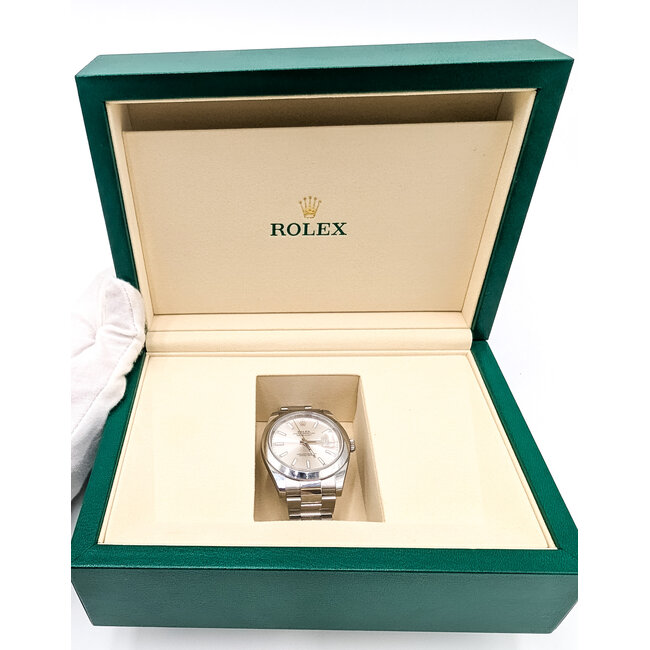 Watch Rolex Datejust Oyster 126300 41mm Stainless Steel 7.75" Box & Card 126066001