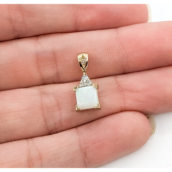 Pendant Drop .05ctw Round Diamonds .85ct White Opal 10ky 16x7mm .99g 126060018