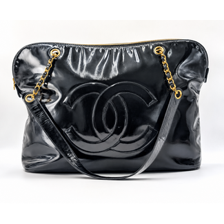 Handbag Chanel Chanel XL Chain Black Patent Leather Gold Trim 126065018