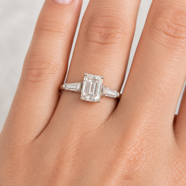 Ring Engagement 3-Stone 1.54ct Emerald Lab Grown Diamond IGI: LG675591325 .44ctw Diamonds 14kw 2.3mm Sz7 3.38g 125100039