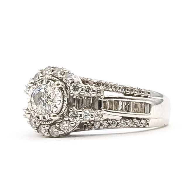 Ring Engagement Cluster 1.25ctw Round & Baguette Diamonds 10kw 5mm Sz7 6.09g 226050058