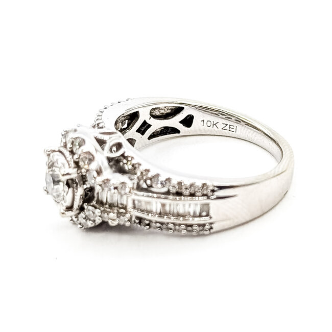 Ring Engagement Cluster 1.25ctw Round & Baguette Diamonds 10kw 5mm Sz7 6.09g 226050058