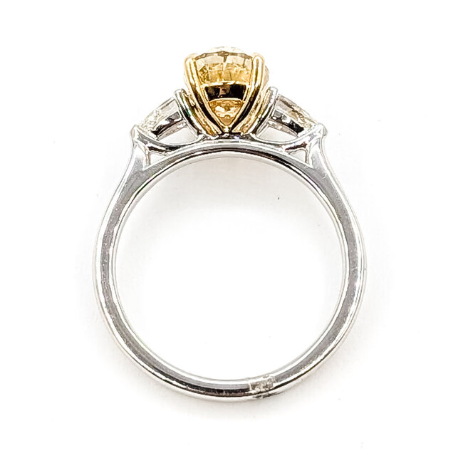 Ring Engagement 3-Stone 2ct Oval Lab Grown Diamond .50ctw Lab Grown Diamonds 14ktt 2.2mm Sz7 4.27g 126070006