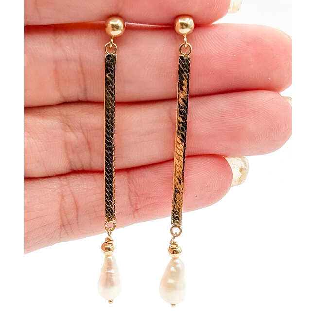 Earrings Dangle 10x5mm White FWP 14ky 2.1x.1" 1.9g 226060015
