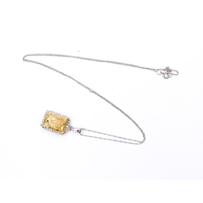 Pendant Halo 5.75ct Radiant Vivid Fancy Yellow Lab Grown Diamond .25ctw Lab Grown Diamonds 14kw 10.8mm 18" 3.45g 126070101